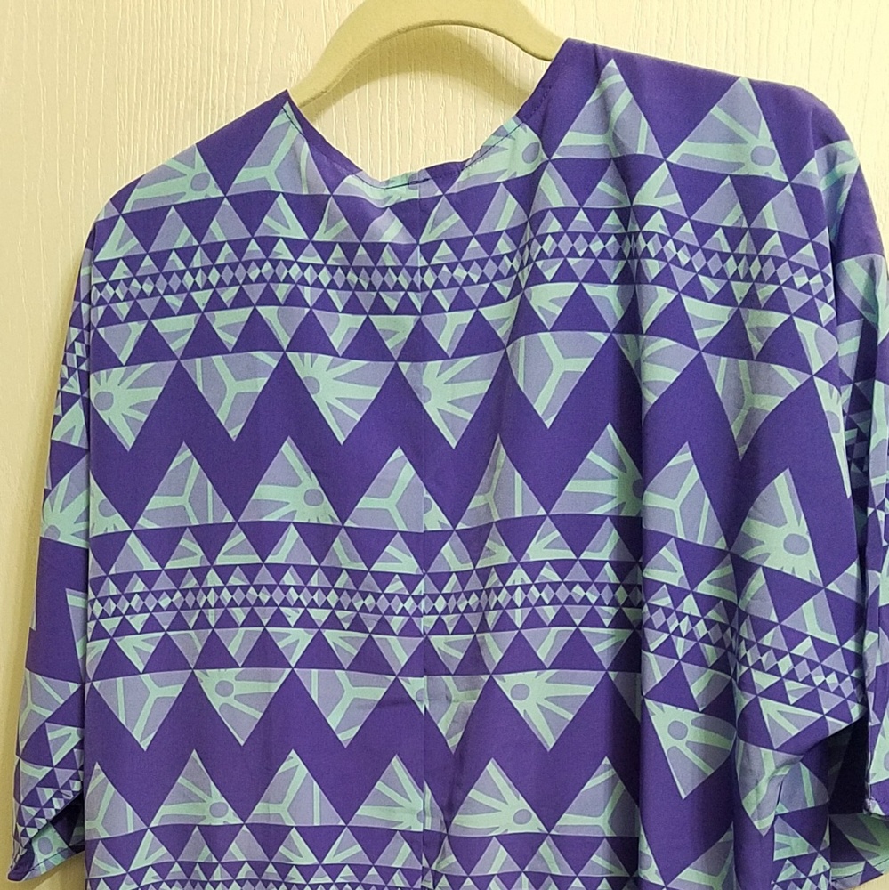 Lularoe Lindsay EUC - Picture 2 of 4